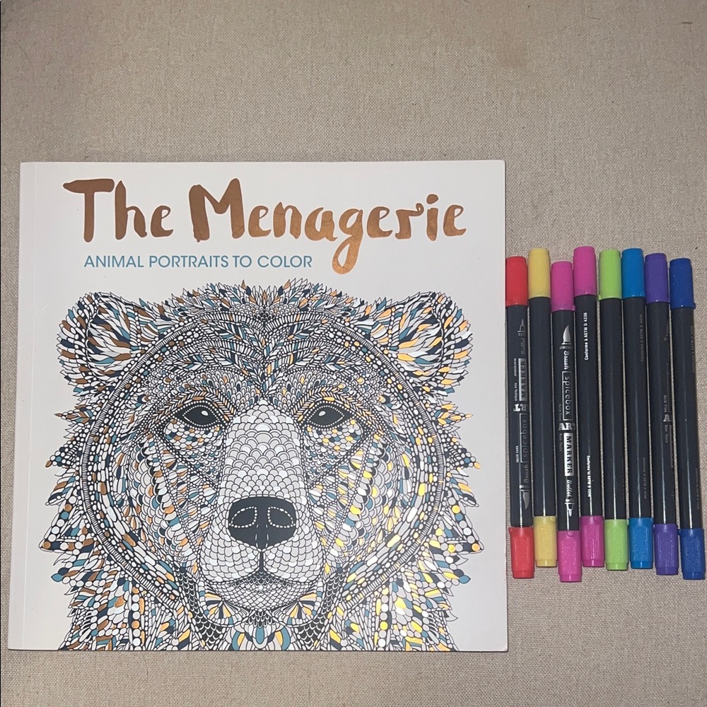 Detailed Animal Colouring Book with marker set